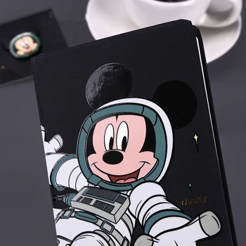 Подарочная коробка Disney Space Mickey для студентов на день рождения Содержит блокноты, записные книжки, заметки, броши, ленту, милые письменные принадлежности для детей